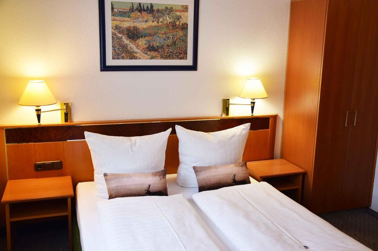 Landhotel Zum Hirsch Unterweissbach Esterno foto